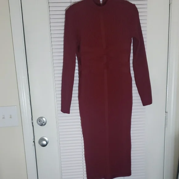 Red Long Sleeve Bodycon Dress with Mock Neck - Picture 3 of 13